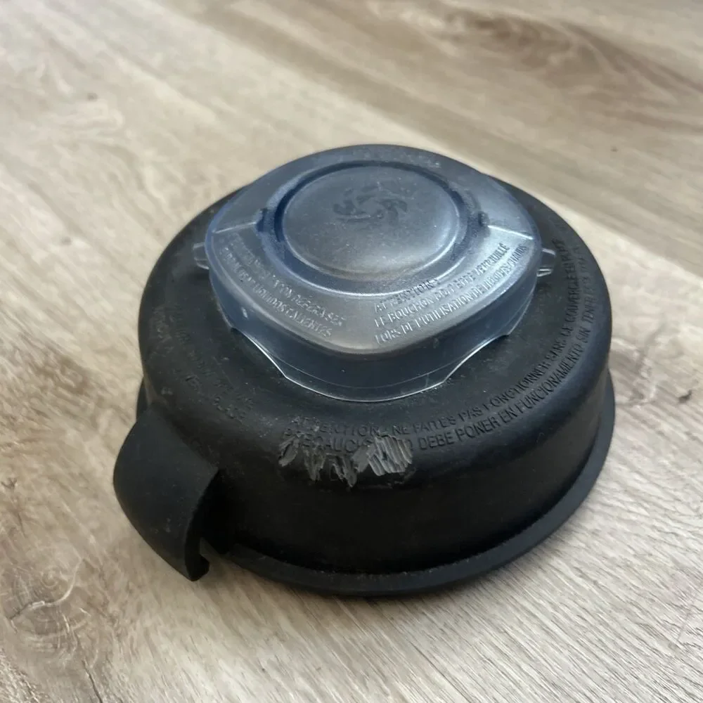 Vitamix Container Lid & Plug Only 32 64 oz. Clear Pitcher Replacement OEM READ
